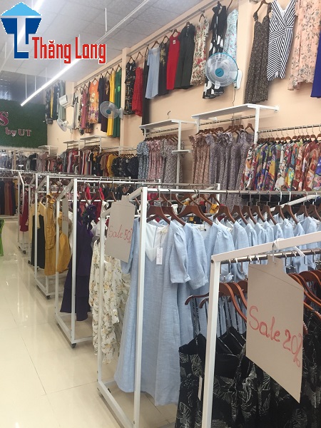 giá treo quần áo có bánh xe ktt12